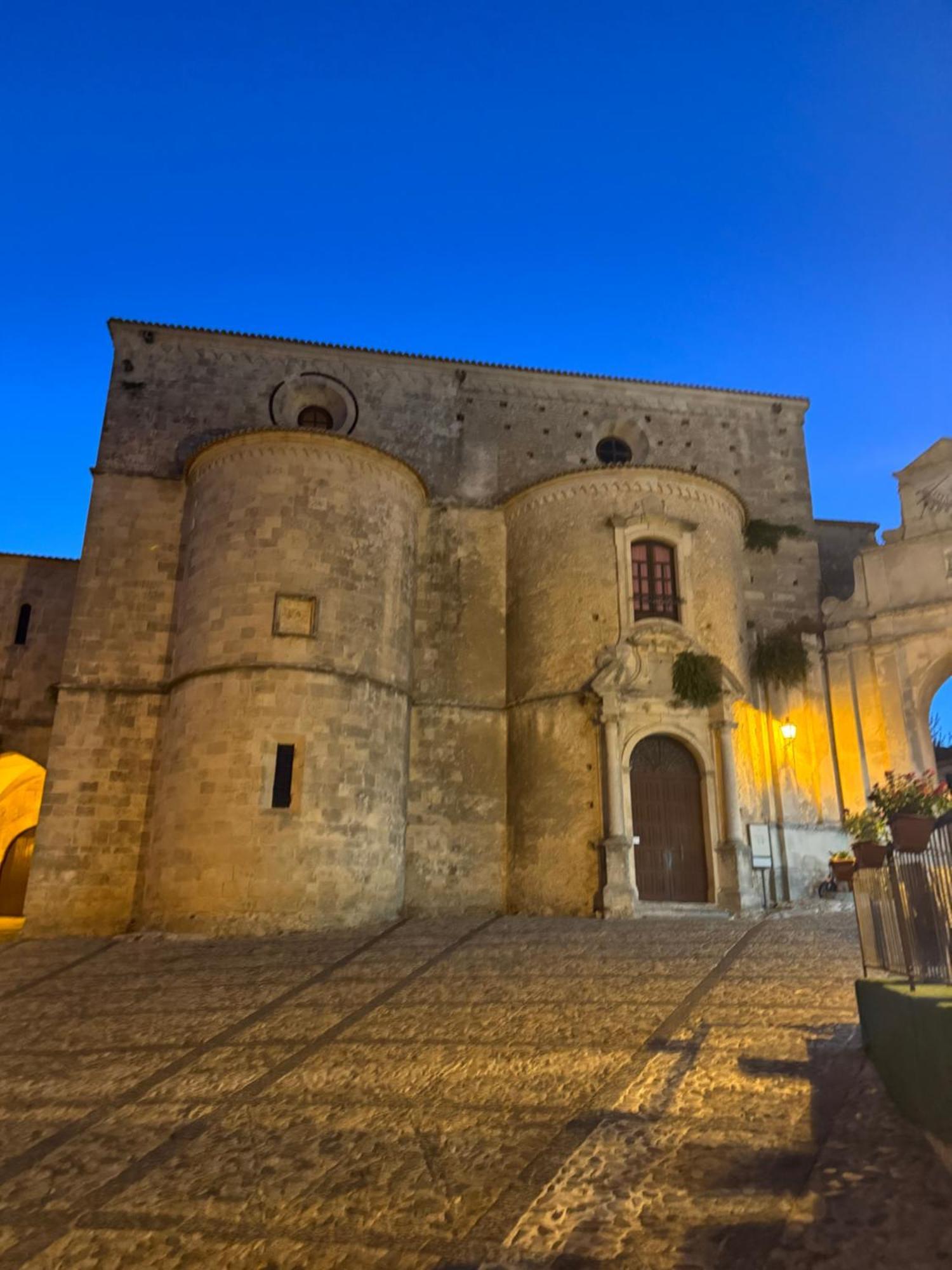 La Rosa Blu Bed and Breakfast Gerace Buitenkant foto