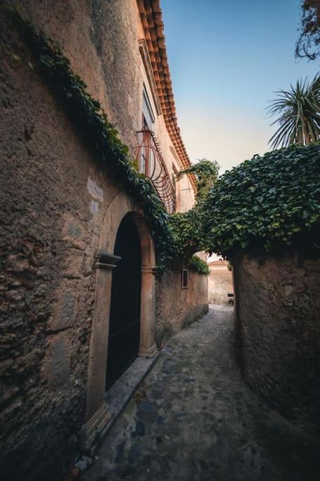 La Rosa Blu Bed and Breakfast Gerace Buitenkant foto